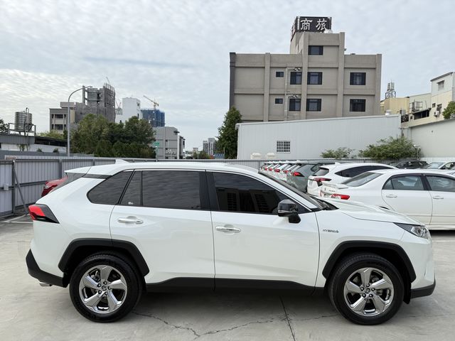 RAV4 2.5 HV  第4張相片