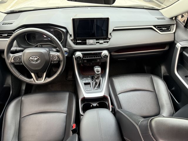 RAV4 2.5 HV  第7張相片