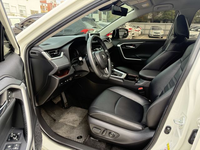 RAV4 2.5 HV  第8張相片
