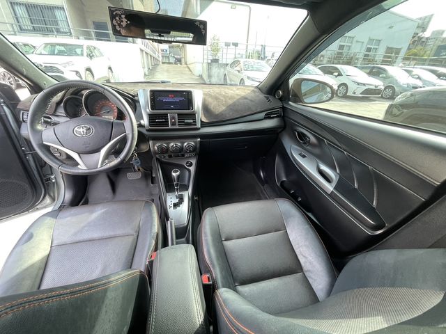 YARIS 1.5  第7張相片