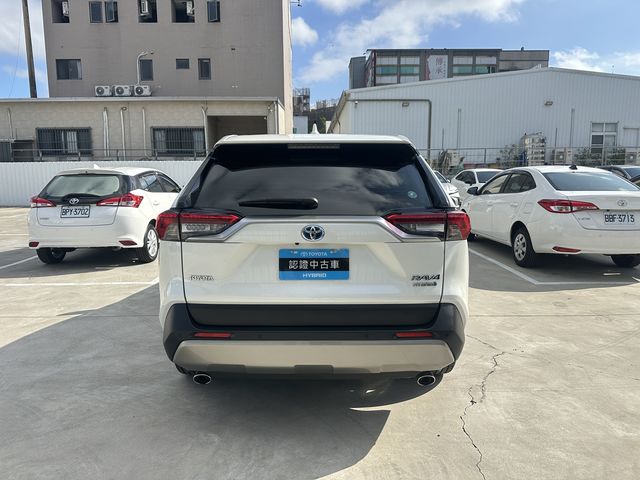 RAV4 2.5 HV  第6張相片