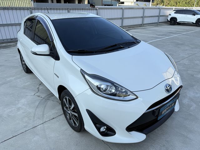 PRIUS C 1.5  第3張相片