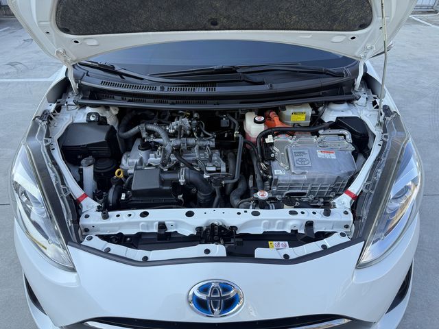 PRIUS C 1.5  第10張相片