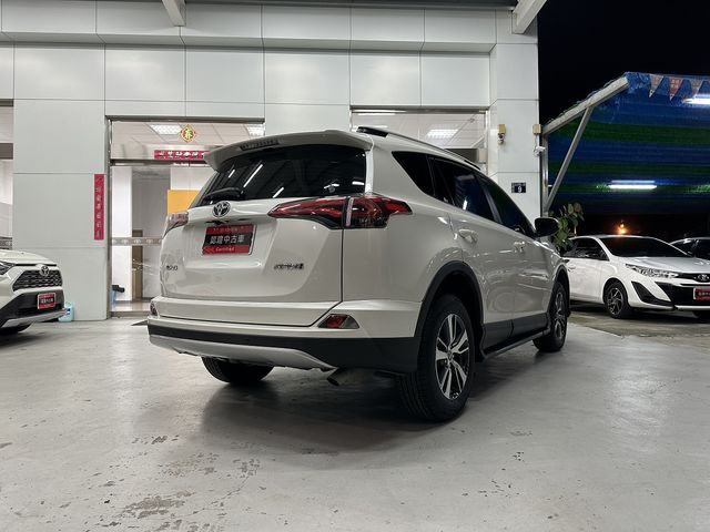 RAV4 2.5  第5張相片
