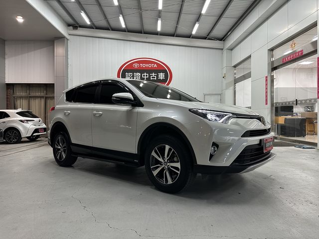 RAV4 2.0  第3張相片
