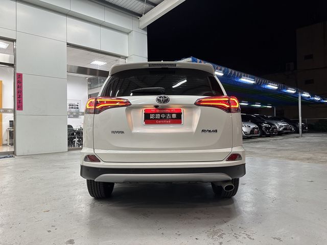 RAV4 2.0  第6張相片