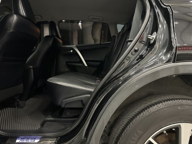 RAV4 2.0  第9張相片