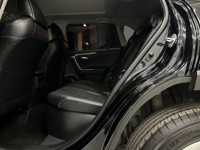 RAV4 2.5HV 4WD  第9張相片