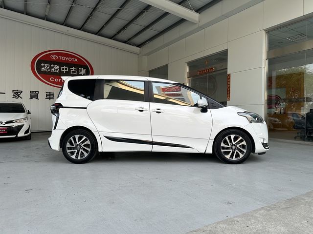 SIENTA 1.8  第4張相片