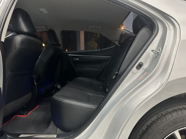 ALTIS 1.8E  第9張相片