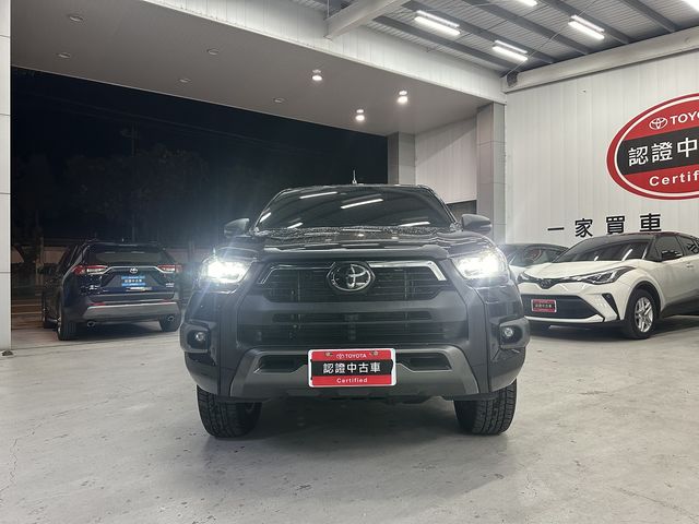 HILUX 2.8  第2張相片