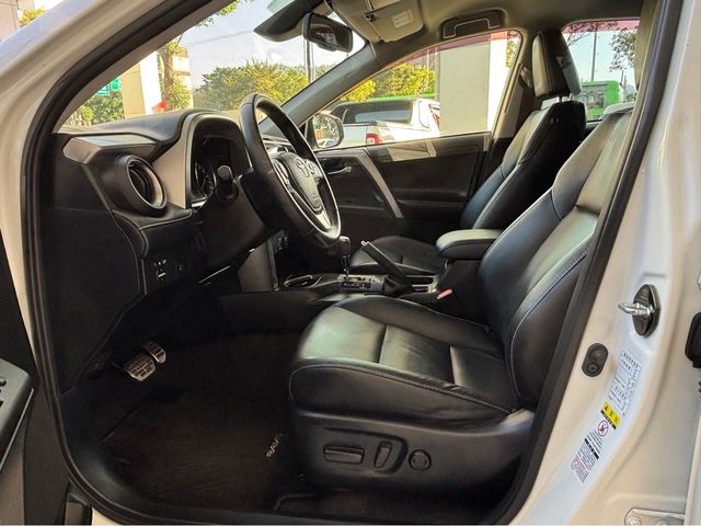 RAV4 2.0  第8張相片
