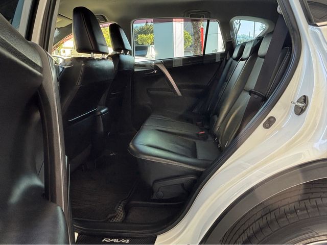 RAV4 2.0  第9張相片