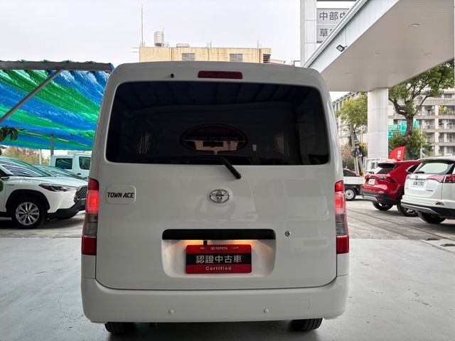 TOWN ACE VAN 5人  第6張相片