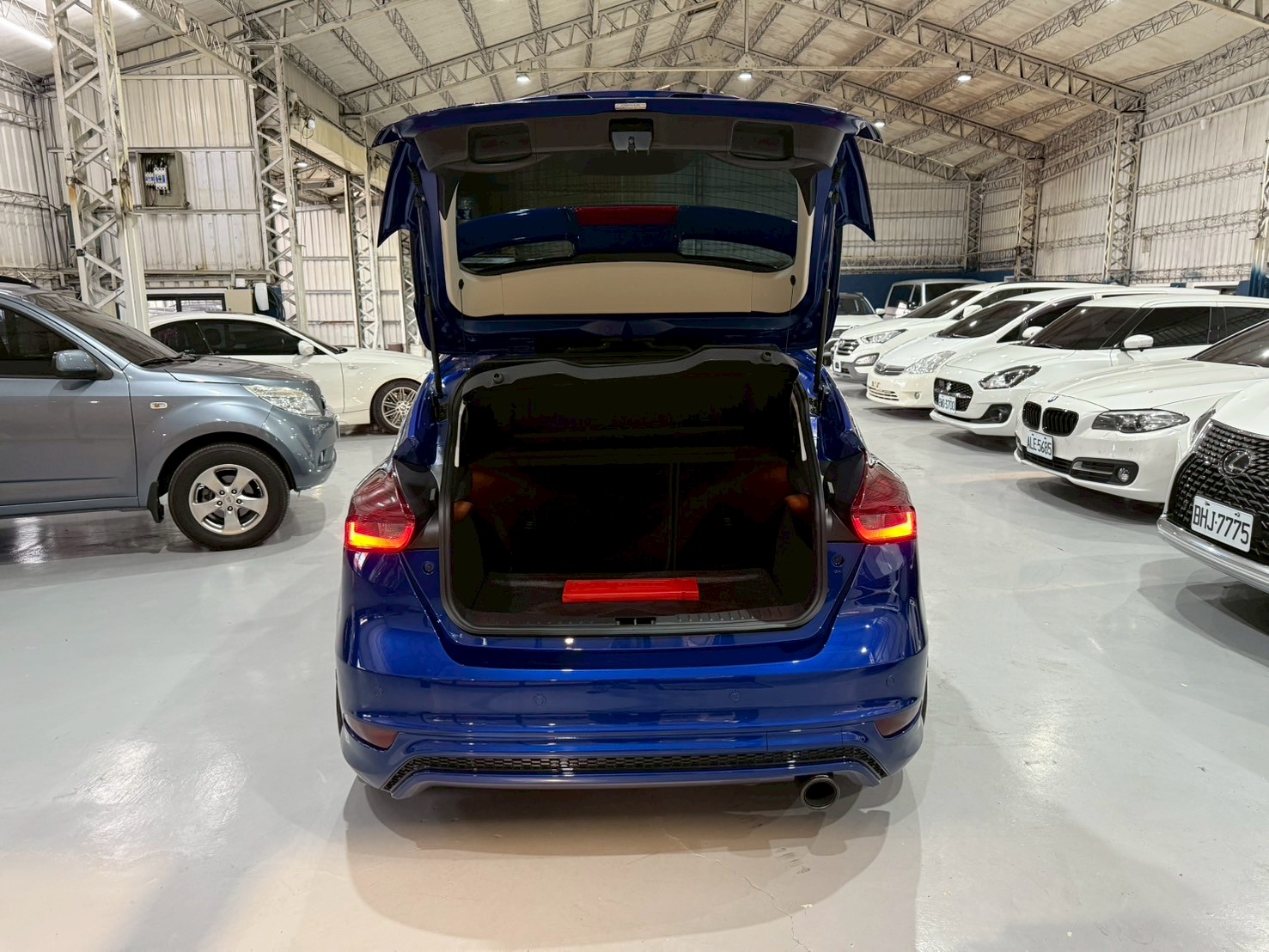 2018 Ford Focus 1.5 運動版 里程7千  第6張相片