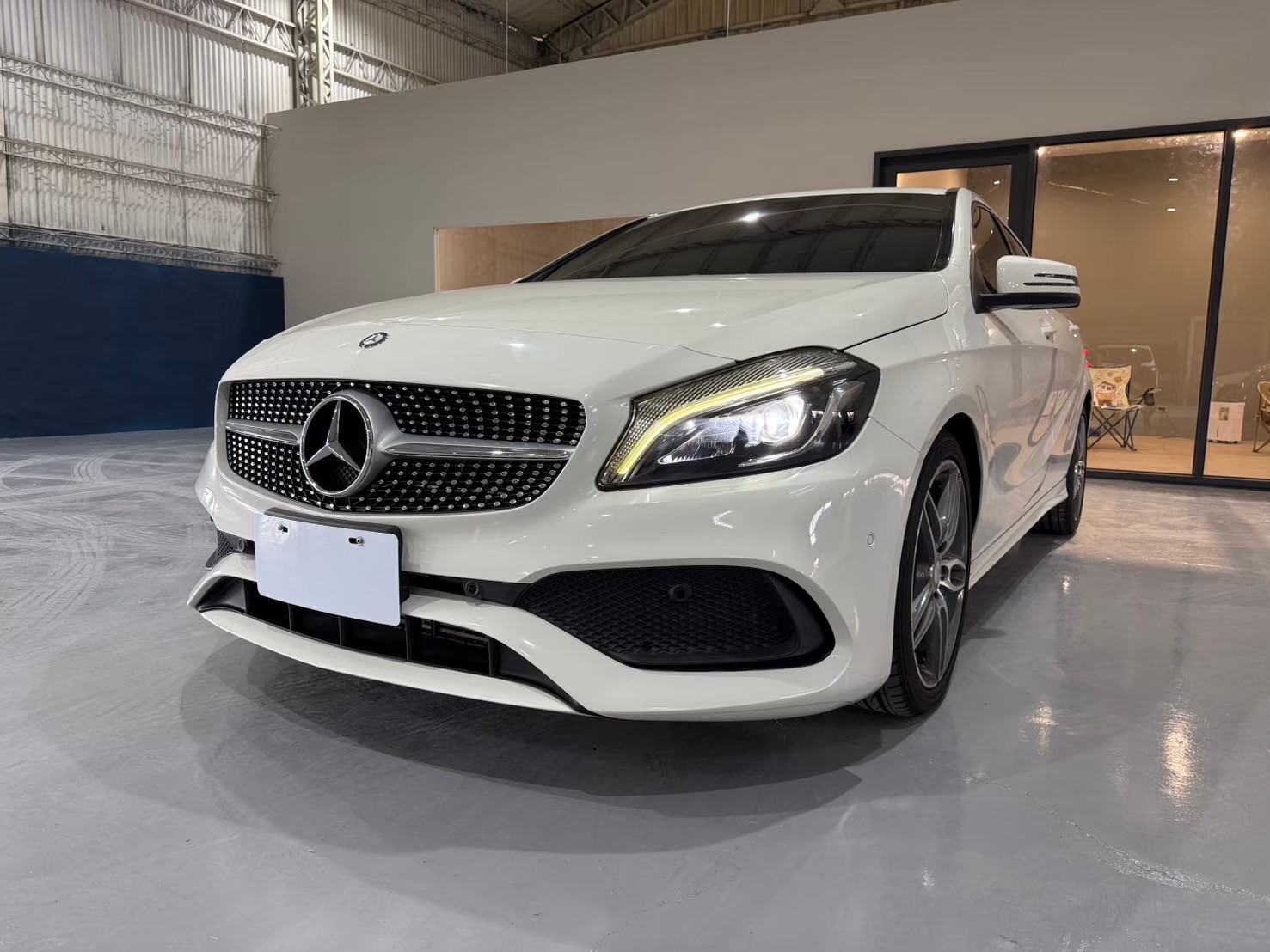 2017 -Benz A180 AMG 1.6  第1張相片