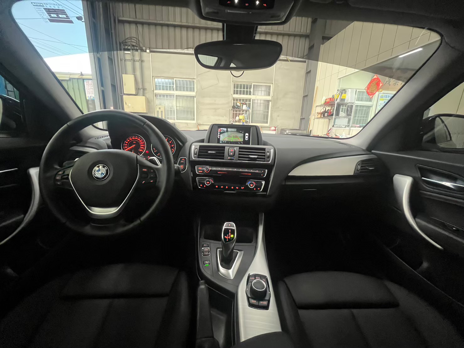 2016 BMW 220i 2D 2.0  第10張相片