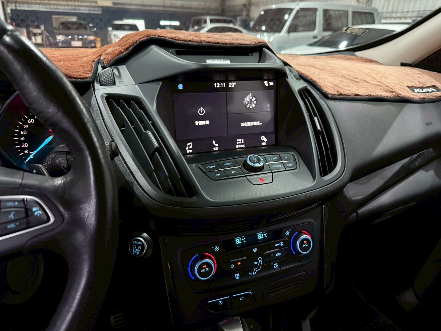2017 Ford kuga 1.5  第13張相片