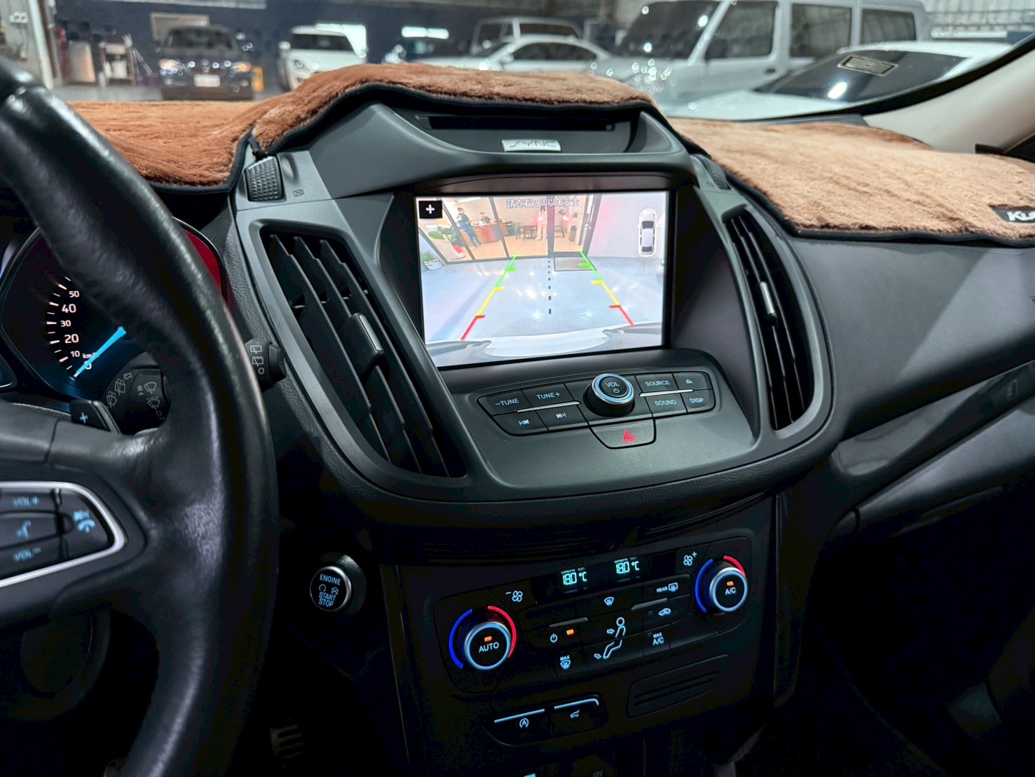 2017 Ford kuga 1.5  第14張相片