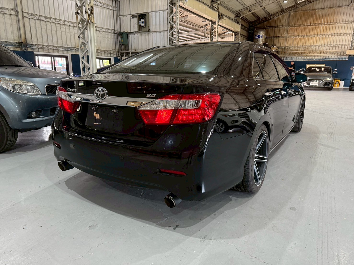 2013 TOYOTA Camry 2.0  第5張相片