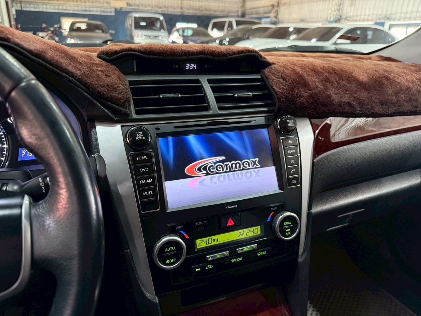 2013 TOYOTA Camry 2.0  第15張相片