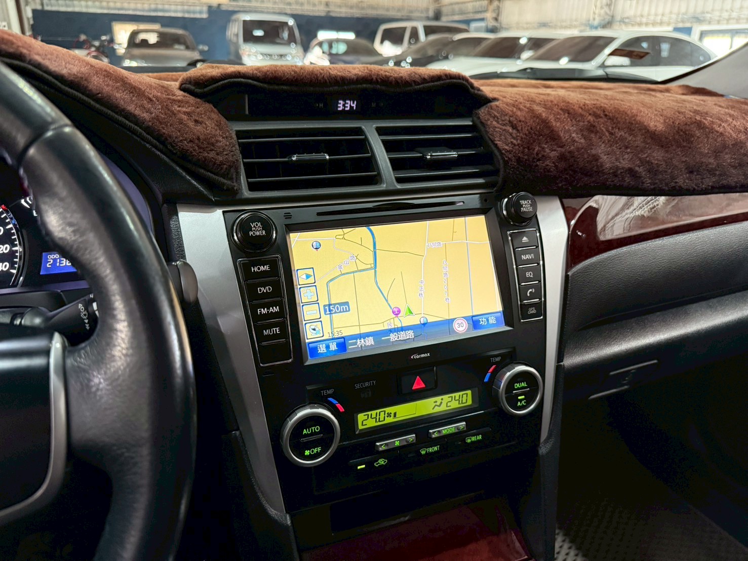 2013 TOYOTA Camry 2.0  第16張相片