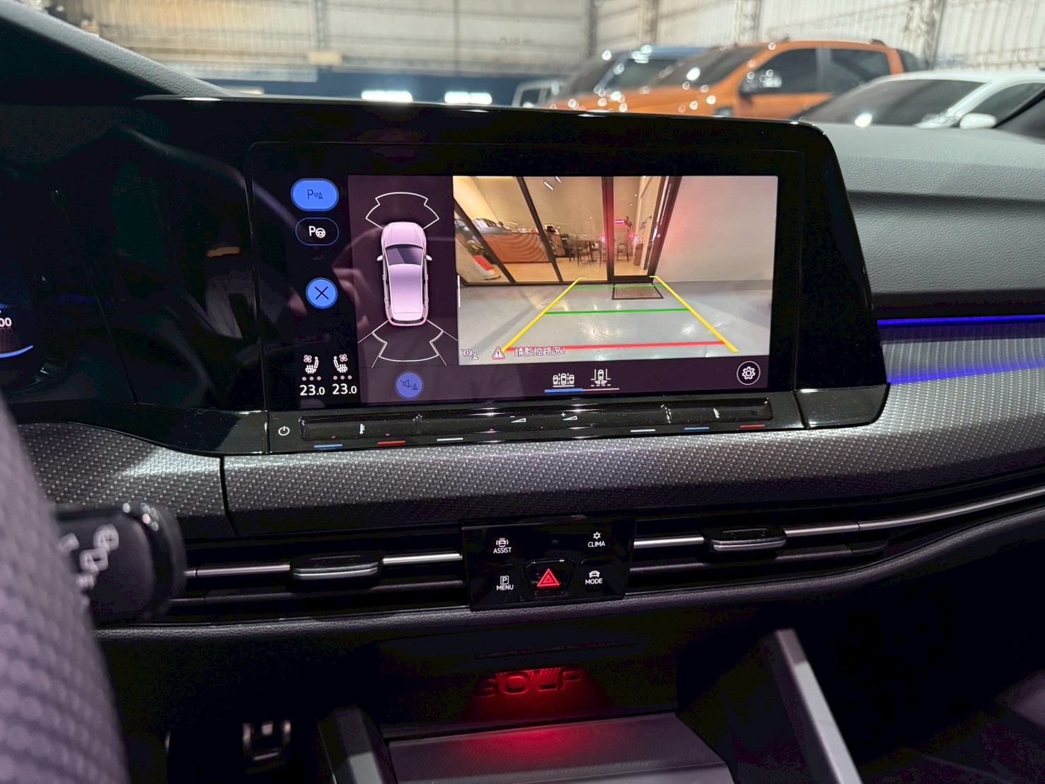 2022 VW GoLF R 2.0  第16張相片