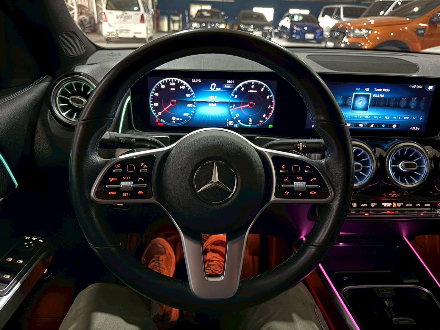 2021 M-Benz GLB250 2.0  第13張相片