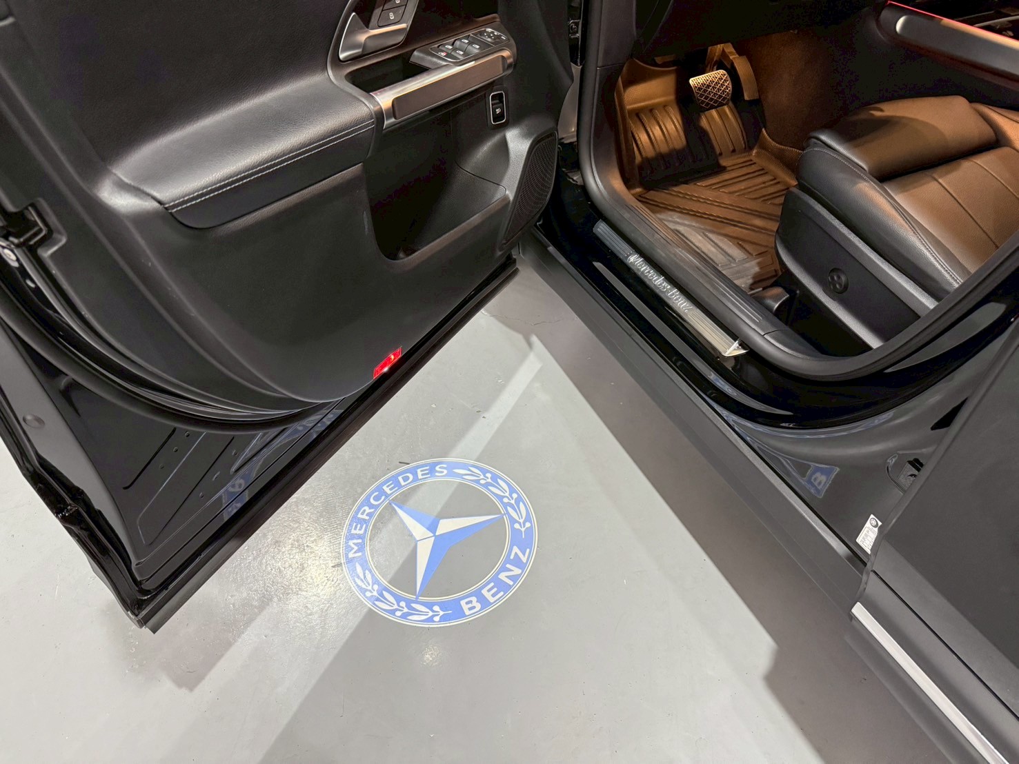 2021 M-Benz GLB250 2.0  第14張相片