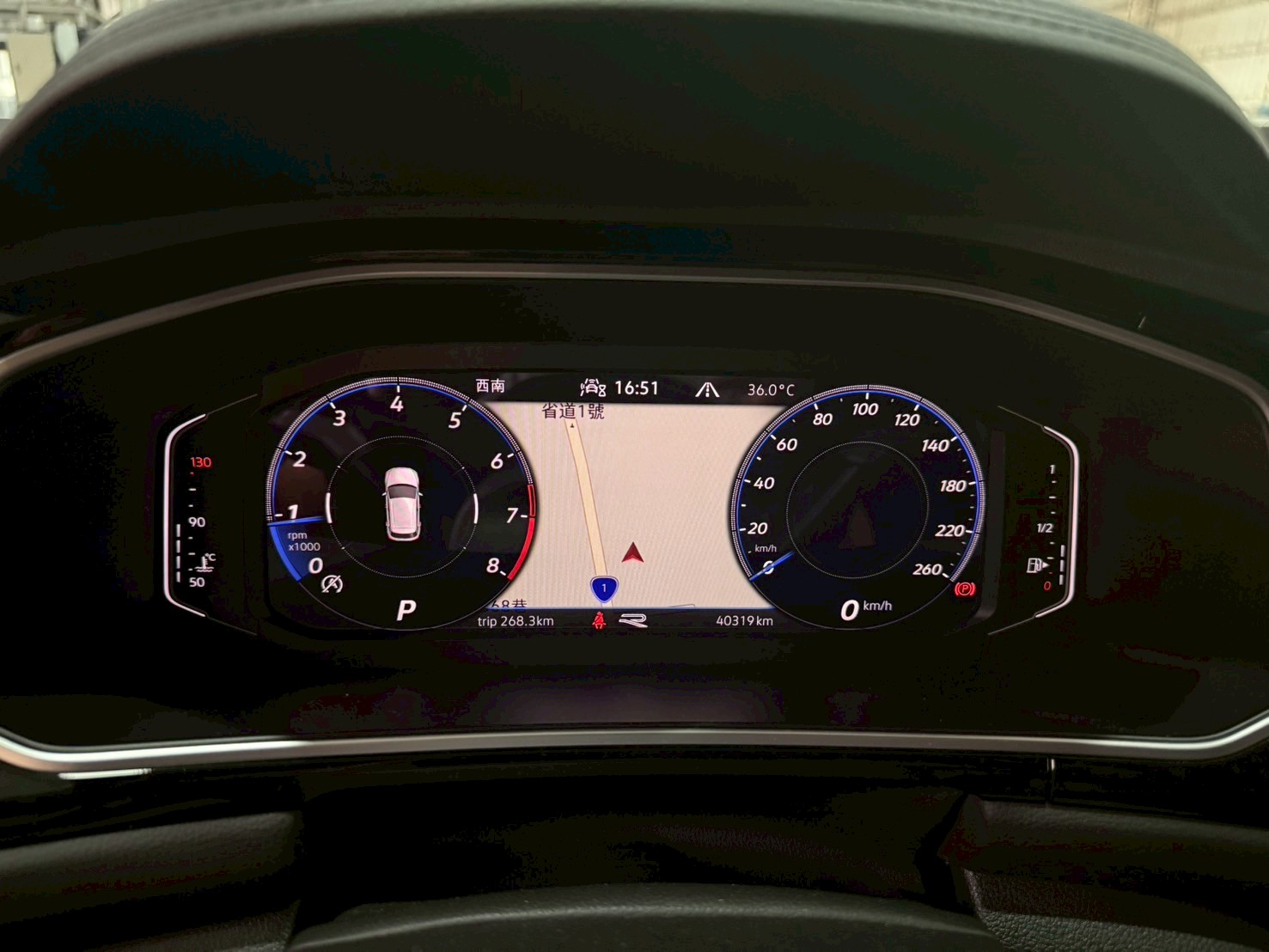 2022 VW T-ROC 330 2.0  第11張相片