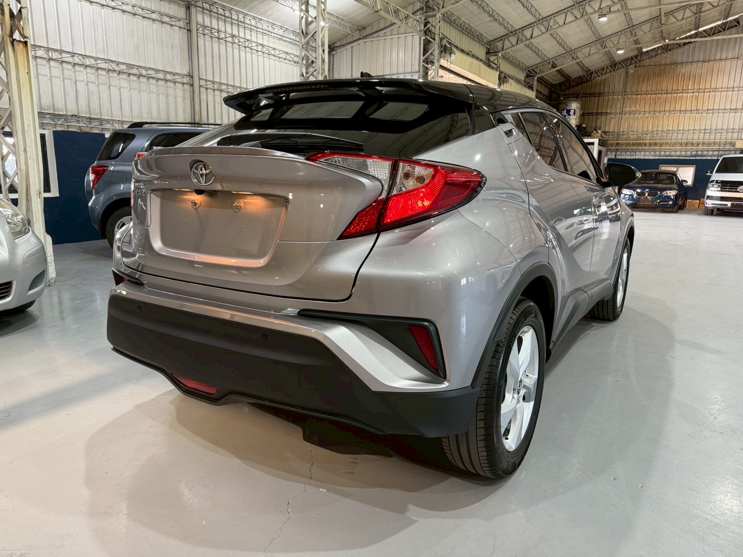 2017 TOYOTA CHR 1.2 豪華版  第4張相片