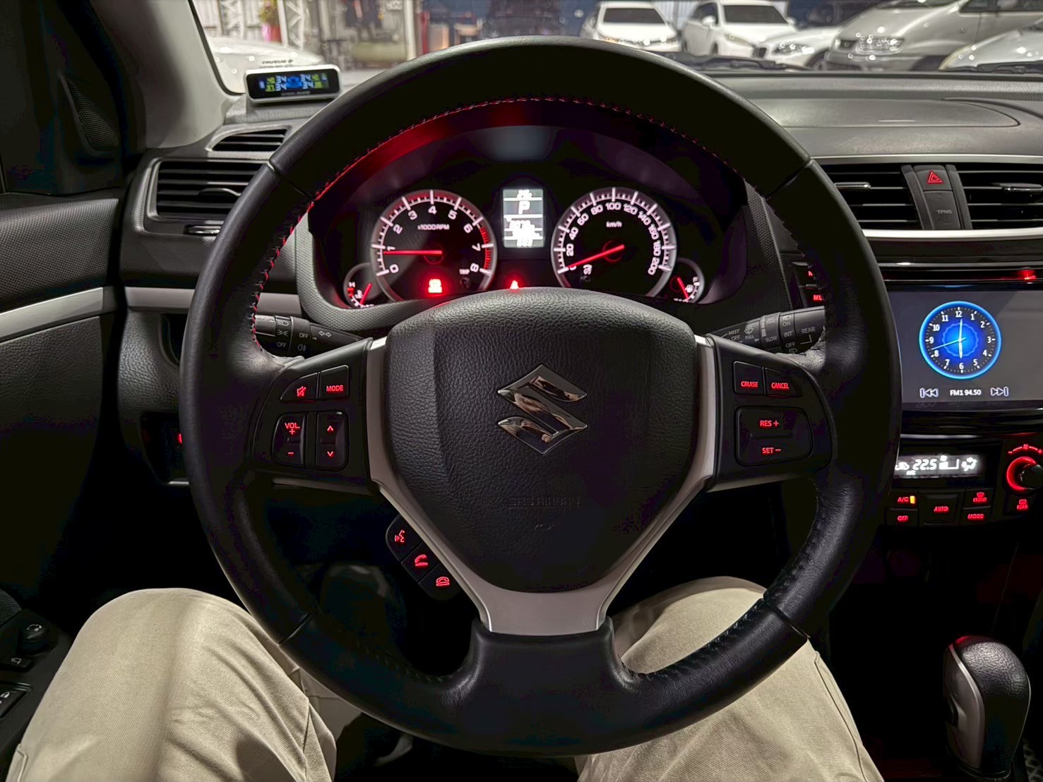 2016 SUZUKI SWIFT GLX 1.2  第12張相片