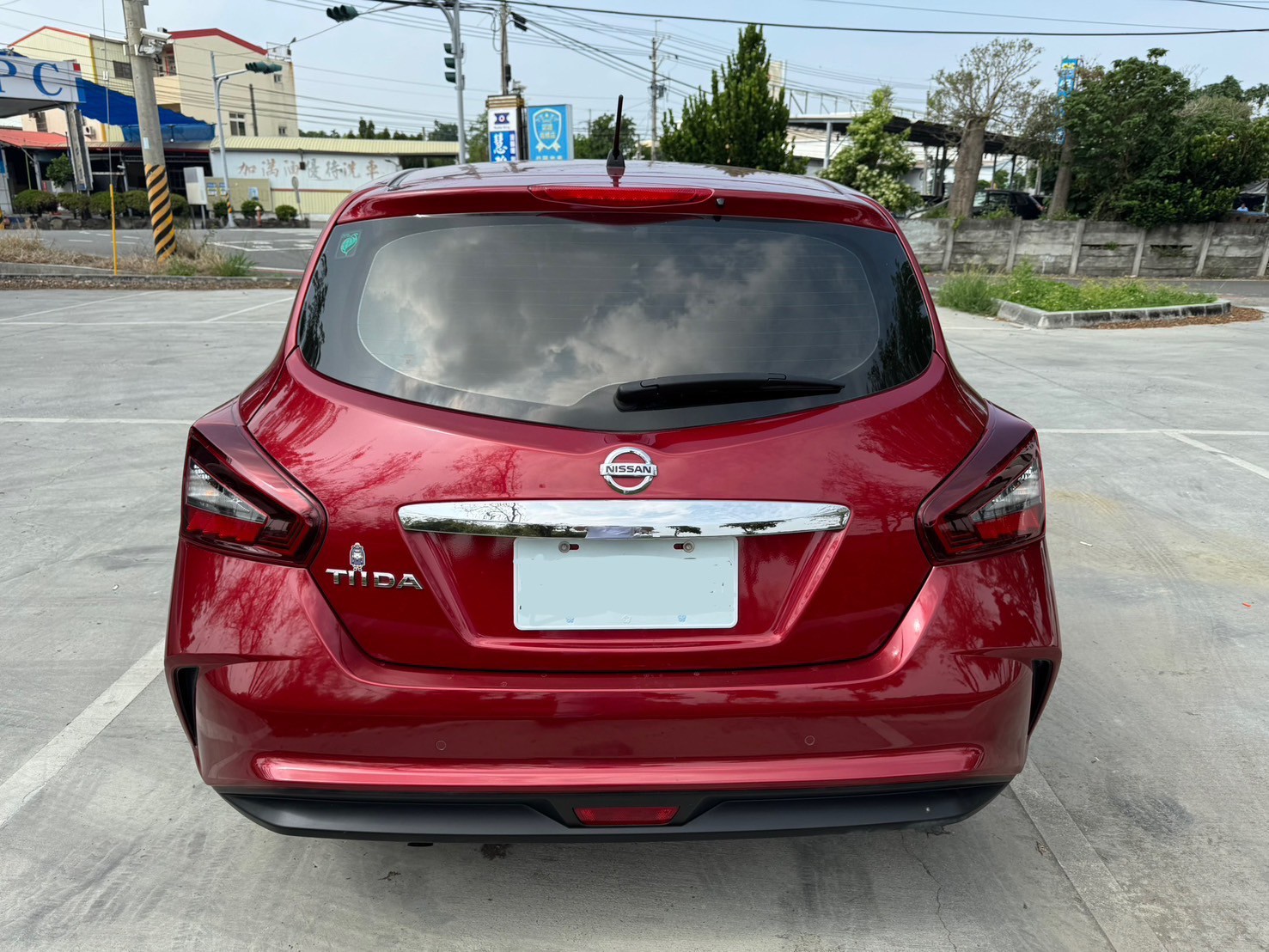 2022 Nissan J Tiida 1.6  第4張相片