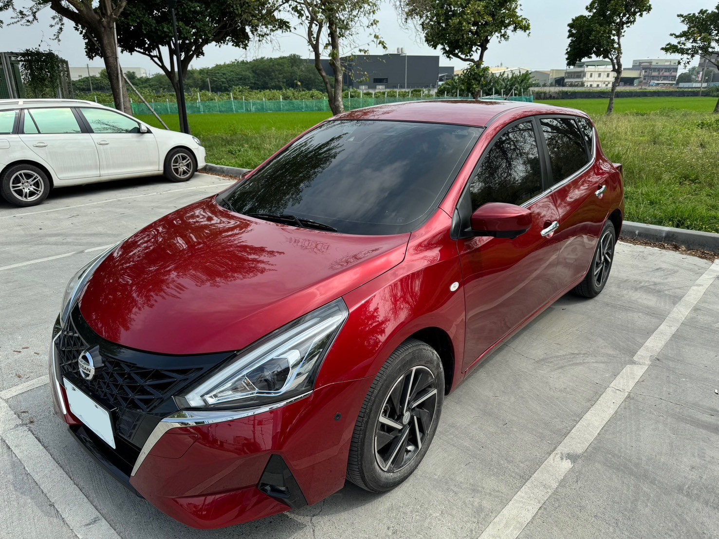2022 Nissan J Tiida 1.6  第9張相片