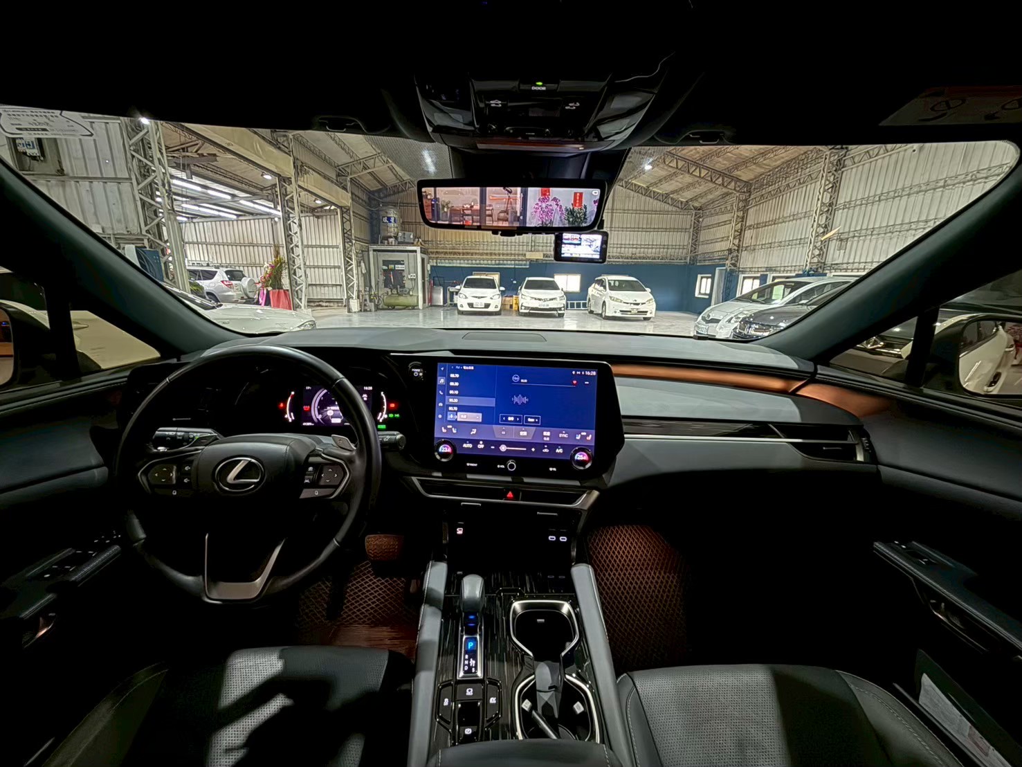 2023 Lexus RX350H 2.5 頂級版  第10張相片