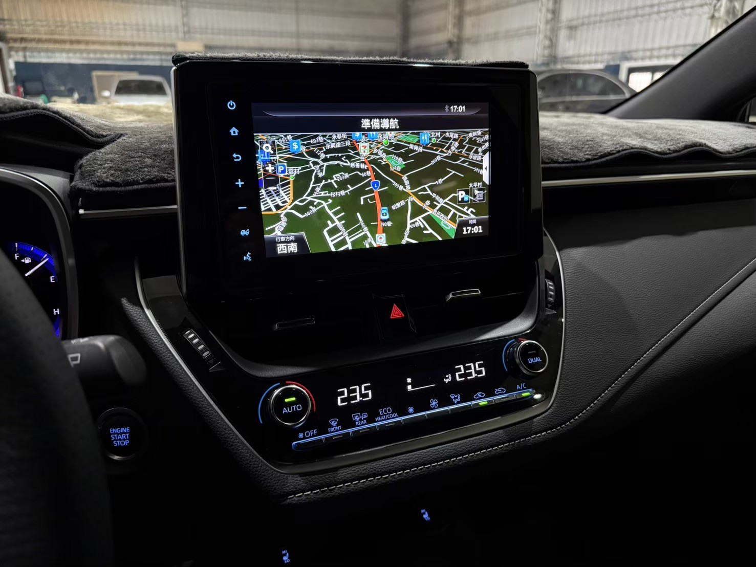 2019 TOYOTA Auris 2.0 旗艦版  第15張相片