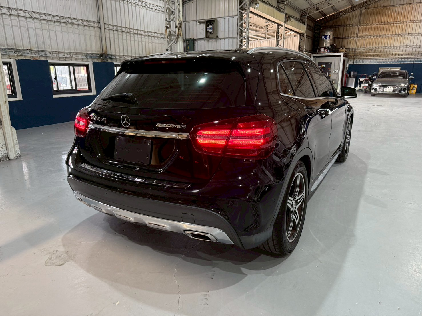 2018 M-Benz GLA180 AMG 1.6  第6張相片