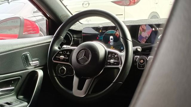 降價!!BENZ A200/I-KEY/倒車顯影/定速/記憶電動座椅/多功能方向盤  第14張相片