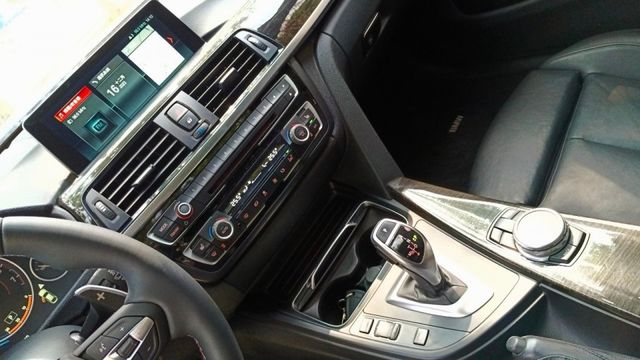 BMW 428i/M版/I-KEY/記憶電動座椅/天窗/倒車顯影/駕駛模式/換檔撥片/雙區恆溫空調  第12張相片