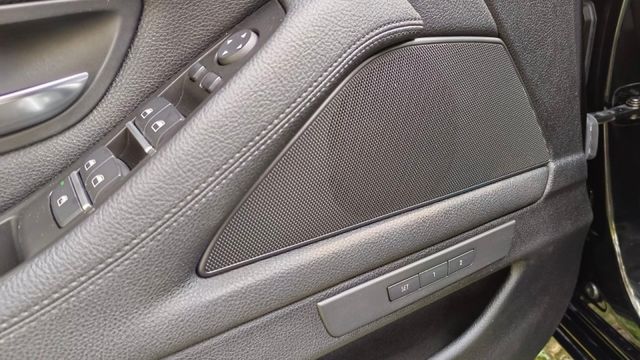 降價!!BMW 528i/I-KEY/定速/循跡防滑/倒車顯影/雙區恆溫空調/記憶電動座椅/抬頭顯示器/駕駛模式/天窗  第15張相片