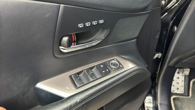 LEXUS RX450h/F sport/I-KEY/倒車顯影/雙前電動座椅/電尾門/定速/循跡防滑/雙區恆溫空調/摸門  第14張相片
