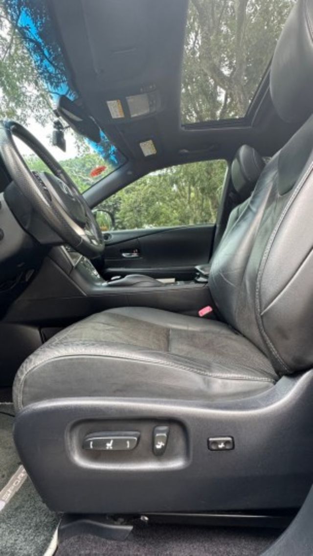 LEXUS RX450h/F sport/I-KEY/倒車顯影/雙前電動座椅/電尾門/定速/循跡防滑/雙區恆溫空調/摸門  第15張相片