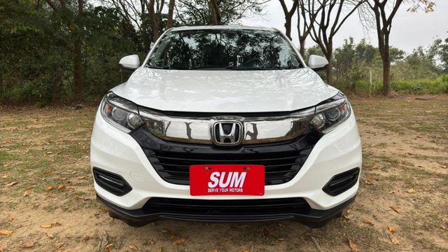 HONDA HRV/I-KEY/循跡防滑/胎壓偵測/定速/換檔撥片/電動後視鏡/恆溫空調/摸門  第3張相片