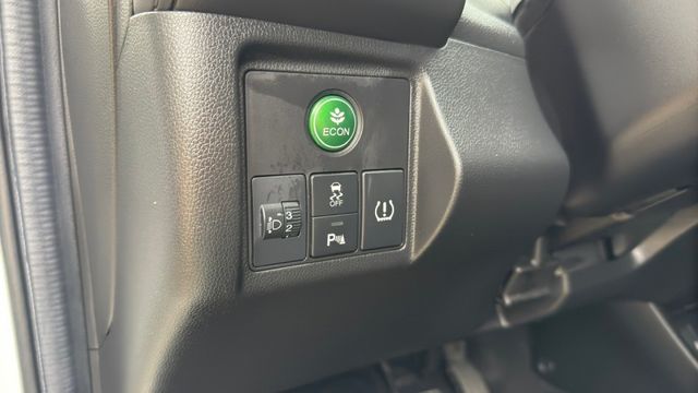HONDA HRV/I-KEY/循跡防滑/胎壓偵測/定速/換檔撥片/電動後視鏡/恆溫空調/摸門  第13張相片