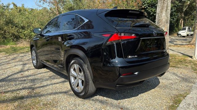 LEXUS NX300h/I-KEY/倒車顯影/駕駛記憶座椅/雙前電動/加熱/通風座椅/循跡防滑/電尾門/定速  第7張相片