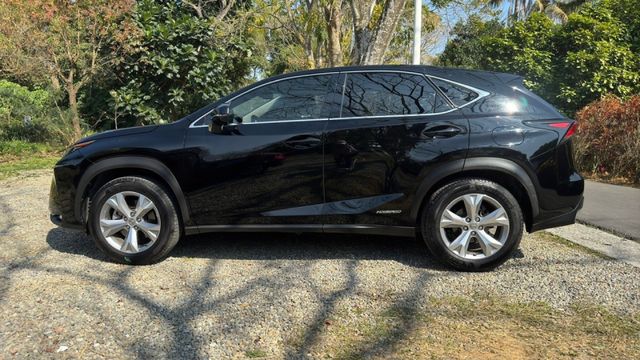 LEXUS NX300h/I-KEY/倒車顯影/駕駛記憶座椅/雙前電動/加熱/通風座椅/循跡防滑/電尾門/定速  第8張相片