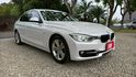 BMW 320i/I-KEY/倒車顯影 /怠速熄火/雙前電動座椅/循跡防滑/電動後視鏡/雙區恆溫空調  第3張縮圖