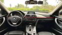 BMW 320i/I-KEY/倒車顯影 /怠速熄火/雙前電動座椅/循跡防滑/電動後視鏡/雙區恆溫空調  第8張縮圖