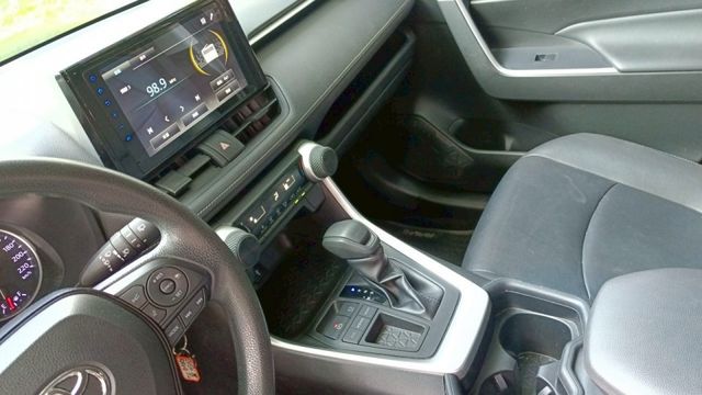 TOYOTA TAV4/跟車系統/循跡防滑/電視鏡電動調整/後座出風口  第10張相片