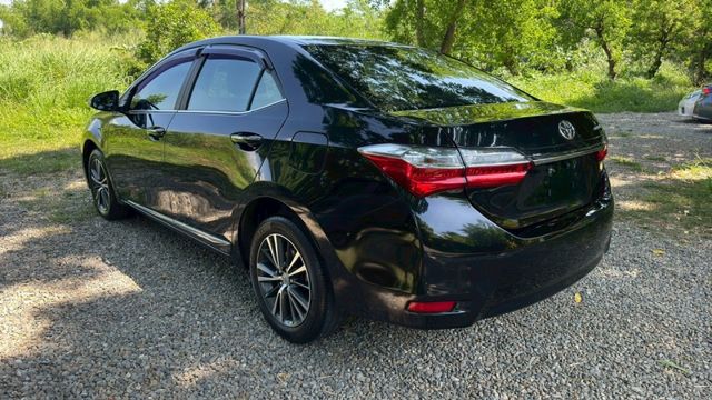 TOYOTA ALTIS/I-KEY/倒車顯影/定速/循跡防滑/恆溫空調/電動後視鏡  第7張相片